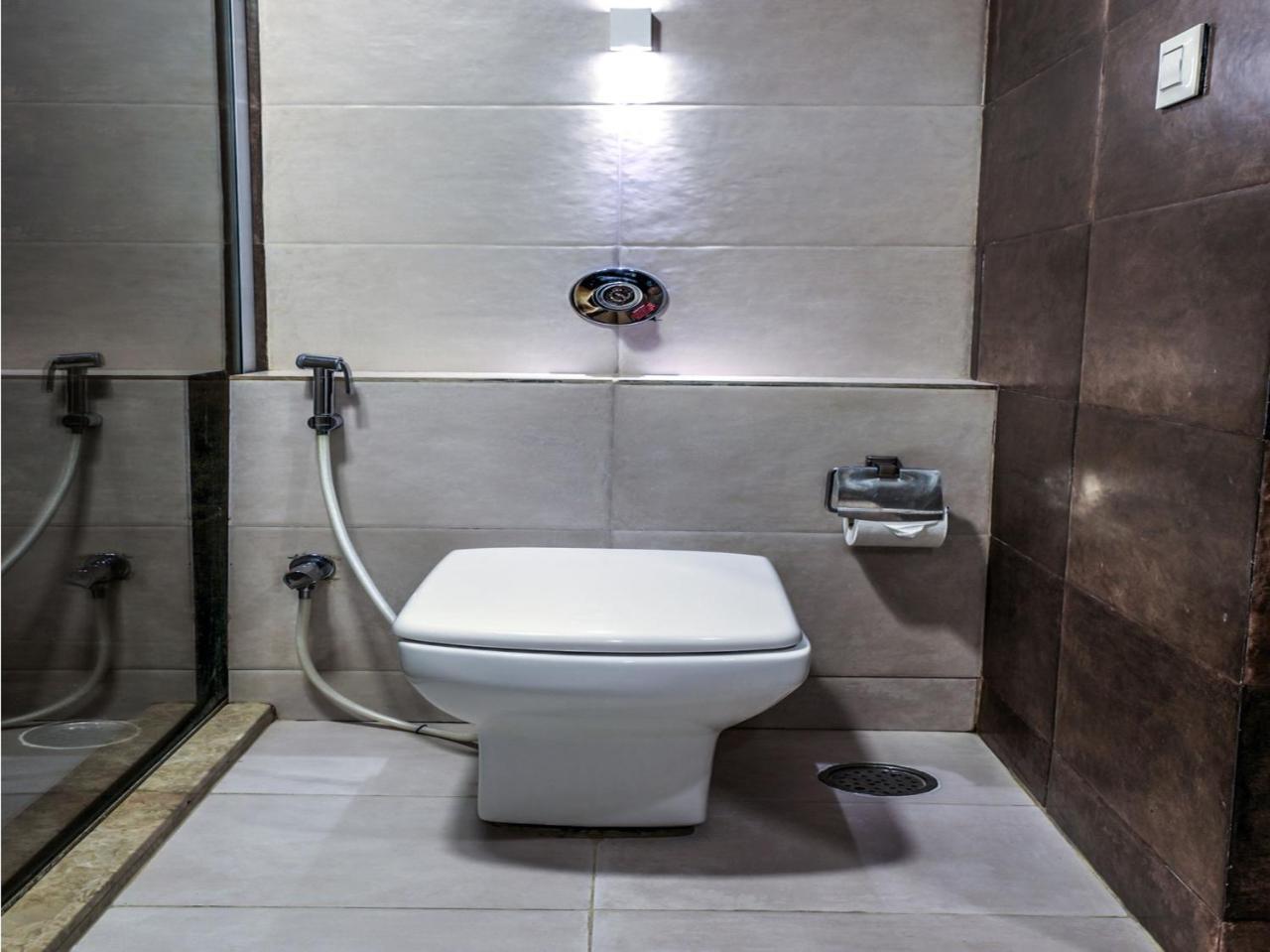 Capital O 1251 Hotel Suprabha Warangal Extérieur photo