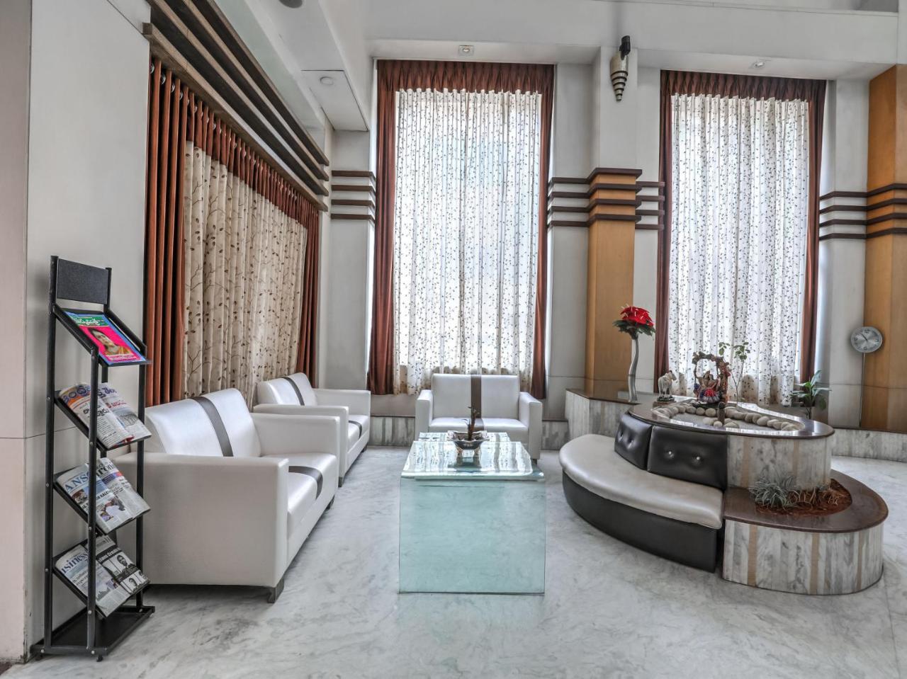 Capital O 1251 Hotel Suprabha Warangal Extérieur photo